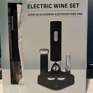 Electric Wine Set in Black